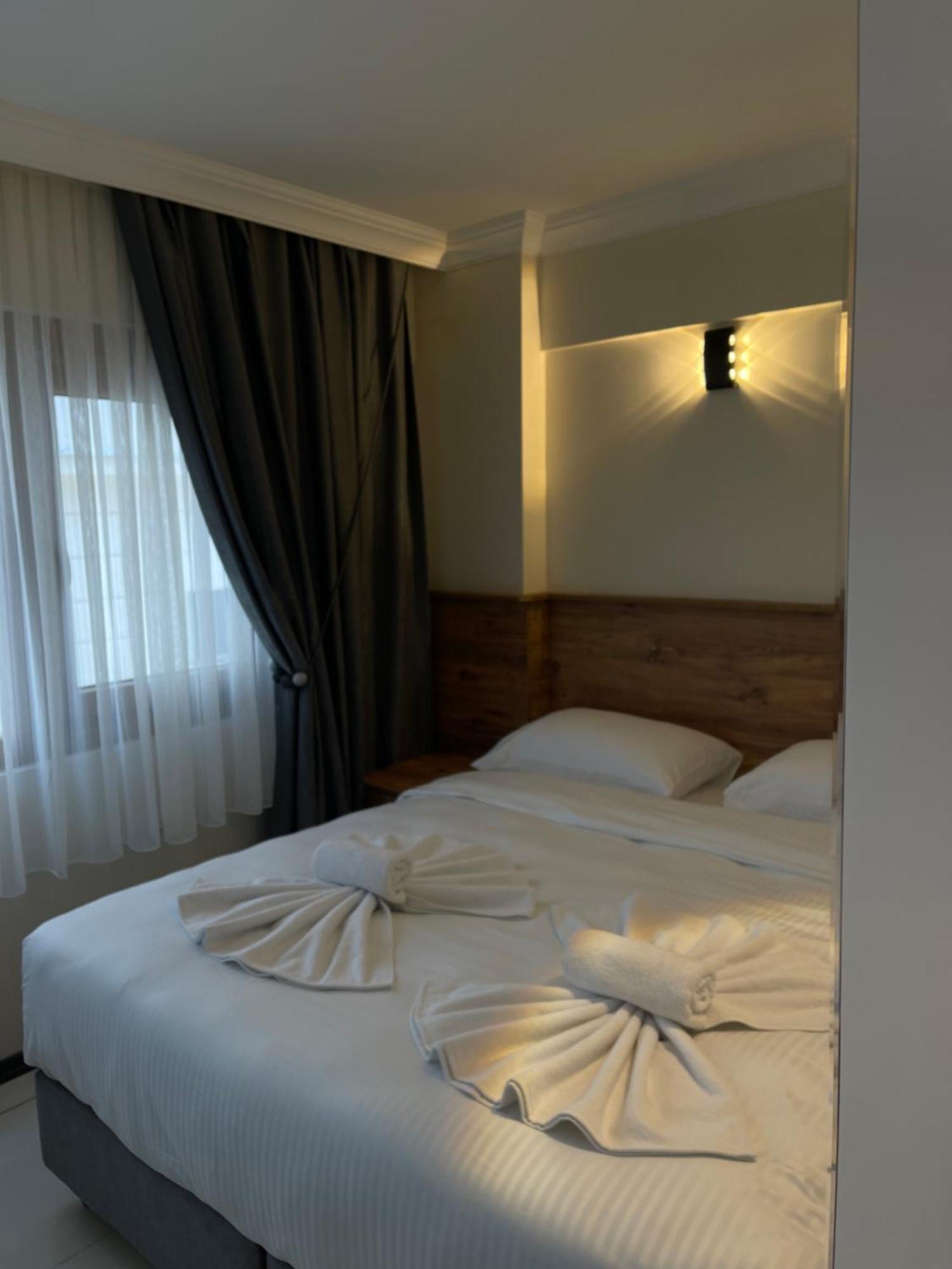 Green Star Pera Hotel Istanbul Exterior foto